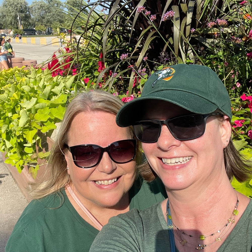 Meet your Posher, Tj